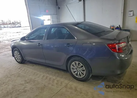 2014 Toyota Camry L z USA, uszkodzony, nr VIN 4T1BF1FK9EU865776